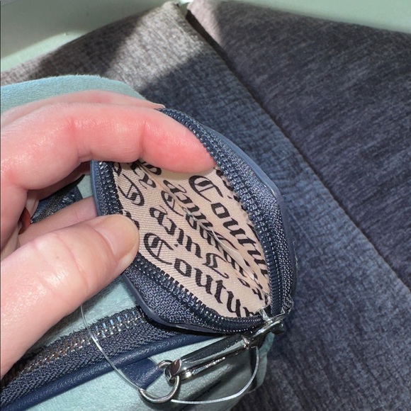 🆕 JUICY COUTURE Wingin It Backpack - Picture 12 of 16